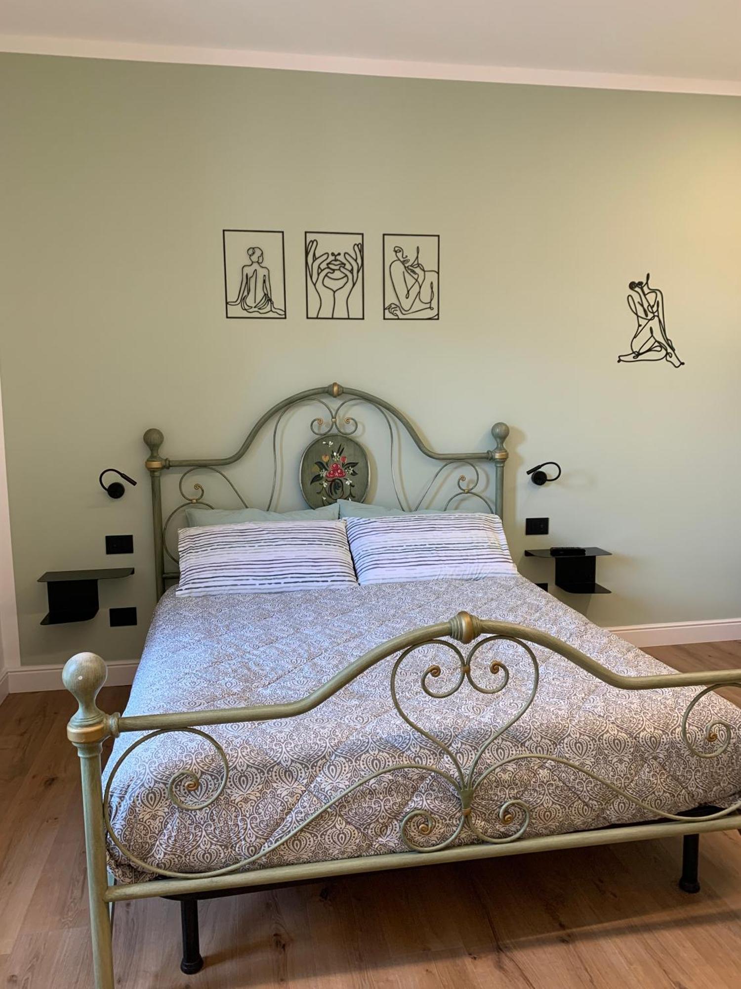 La Casa Di Elena Apartment วัลดอบเบียเดเน ภายนอก รูปภาพ